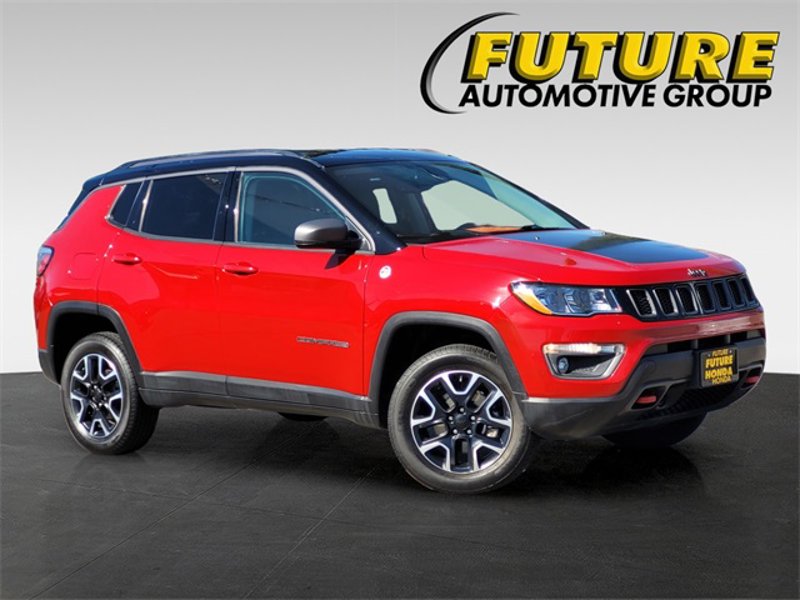 Used 2021 Jeep Compass Trailhawk image 1
