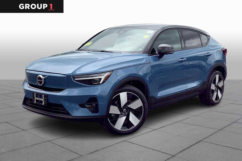 Certified 2022 Volvo C40 P8 Recharge Ultimate image 1
