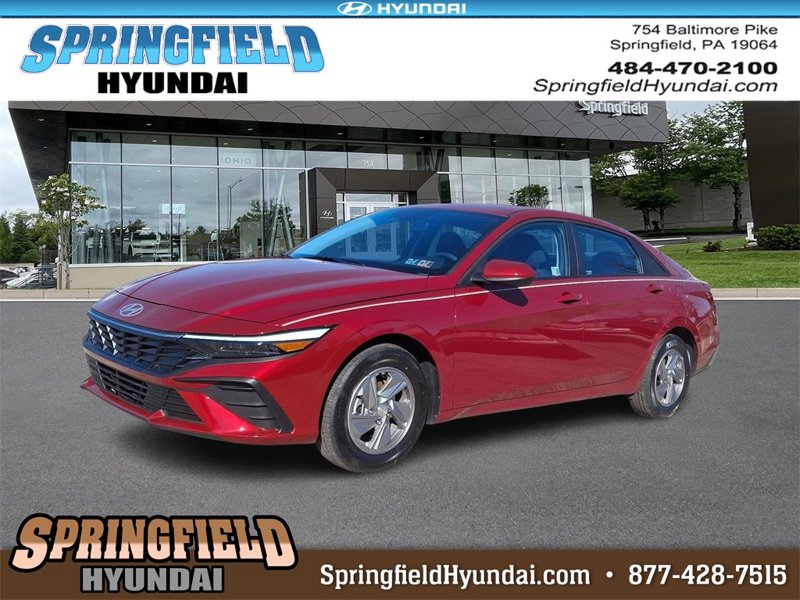 Certified 2025 Hyundai Elantra SE image 1