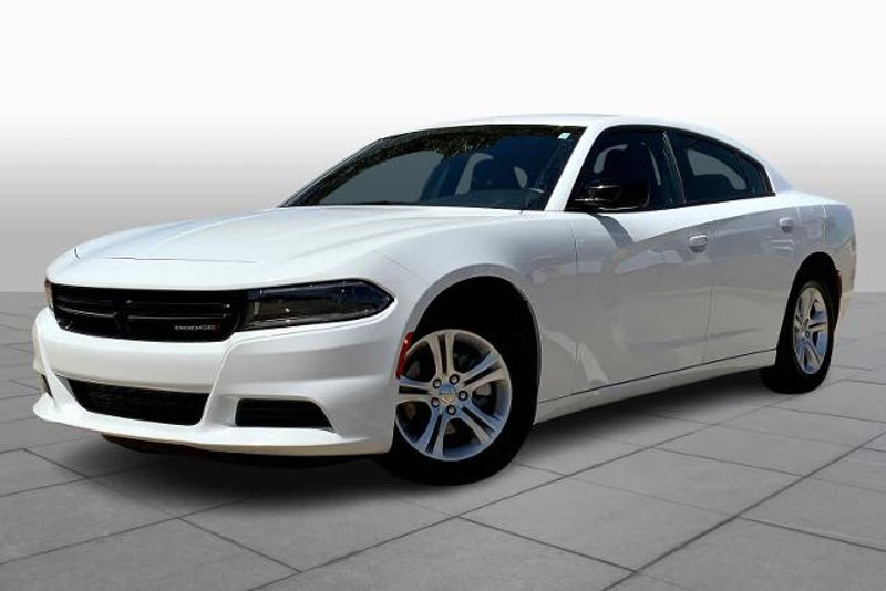 Used 2023 Dodge Charger SXT image 1