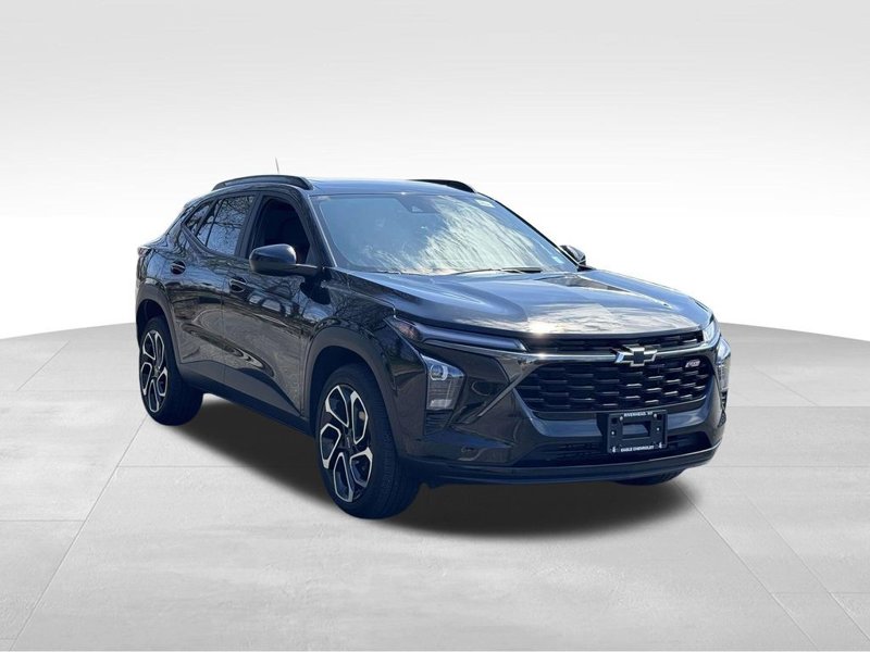 Certified 2024 Chevrolet Trax RS w/ Sunroof Package image 1