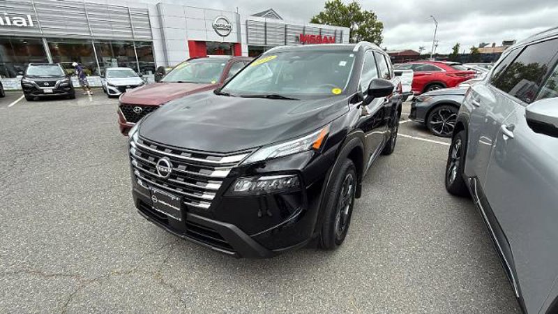 Certified 2024 Nissan Rogue SV w/ SV Premium Package image 1