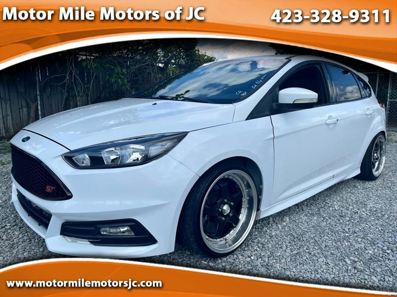 Used 2015 Ford Focus ST image 1