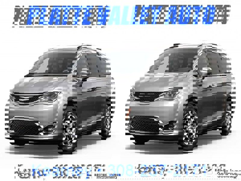 Used 2017 Chrysler Pacifica LX image 1