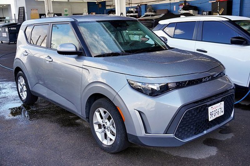 Certified 2023 Kia Soul LX w/ Option Group 015 image 1