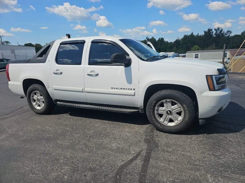 Used 2007 Chevrolet Avalanche LT w/ LT Preferred Equipment Group image 1
