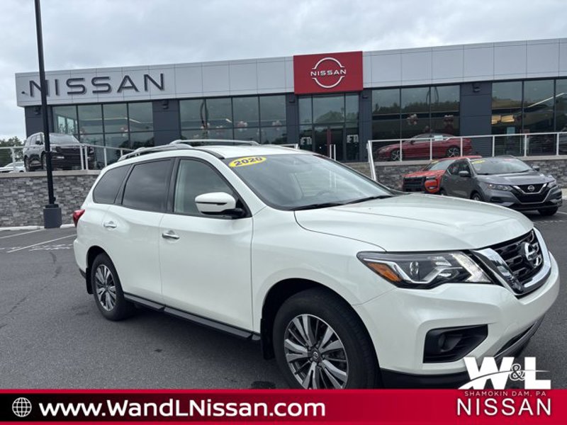 Certified 2020 Nissan Pathfinder SV image 1