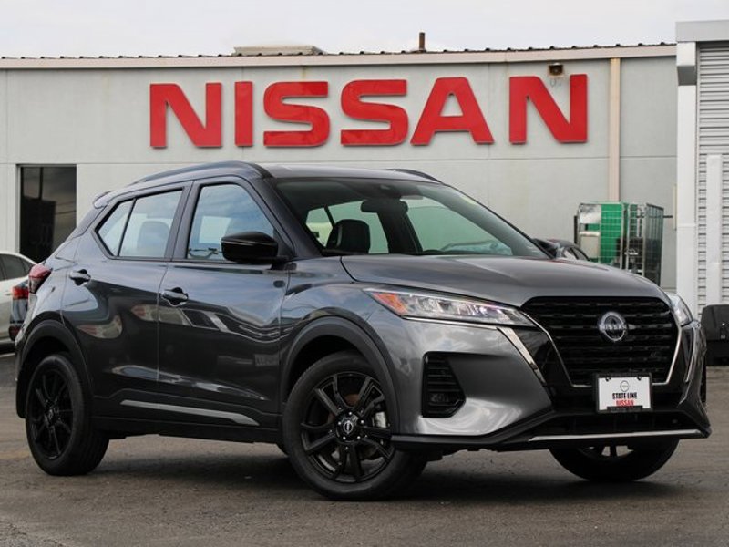 Certified 2024 Nissan Kicks SR image 1