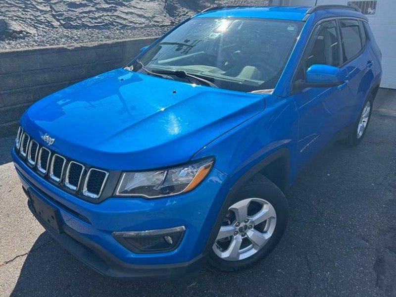 Certified 2018 Jeep Compass Latitude image 1