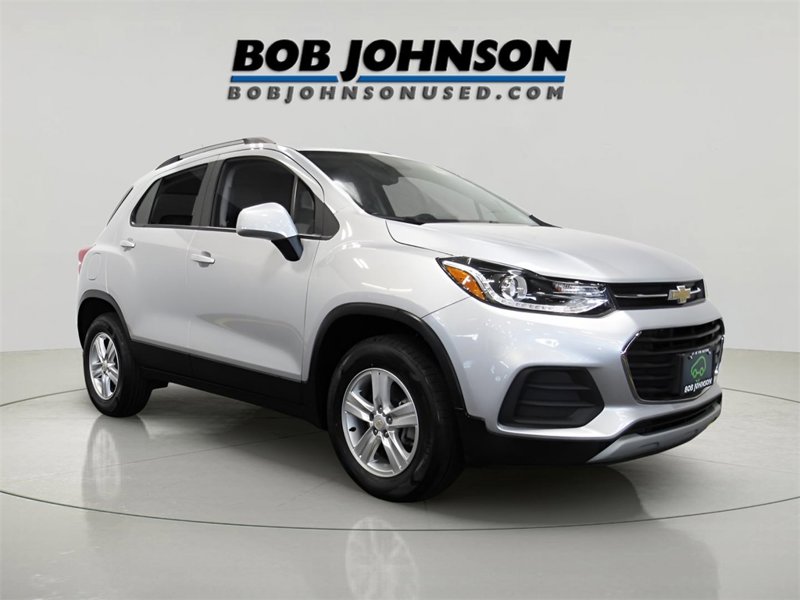 Certified 2022 Chevrolet Trax LT w/ LT Convenience Package image 1