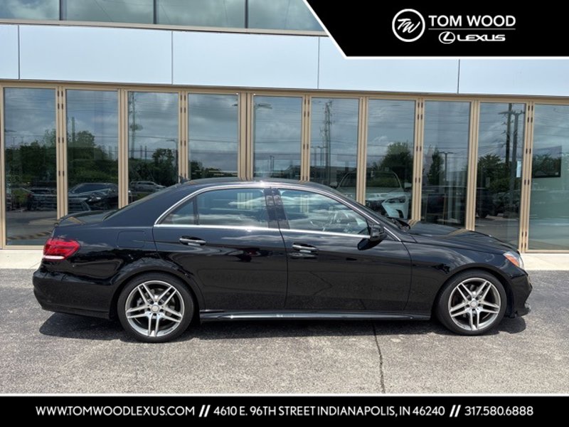 Used 2016 Mercedes-Benz E 350 4MATIC Sedan image 1