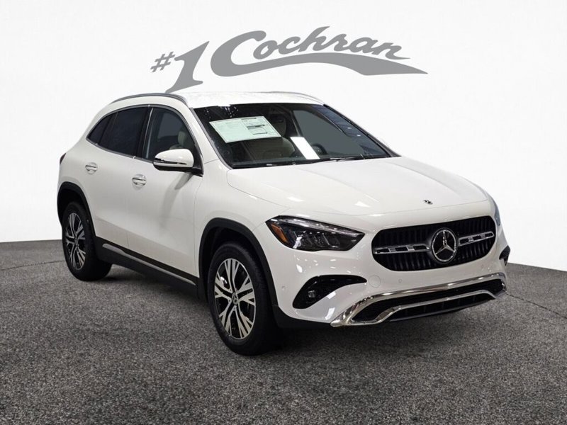 New 2025 Mercedes-Benz GLA 250 4MATIC image 1