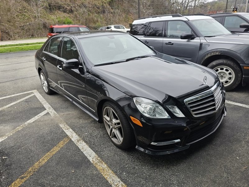 Used 2013 Mercedes-Benz E 350 4MATIC Sedan image 1