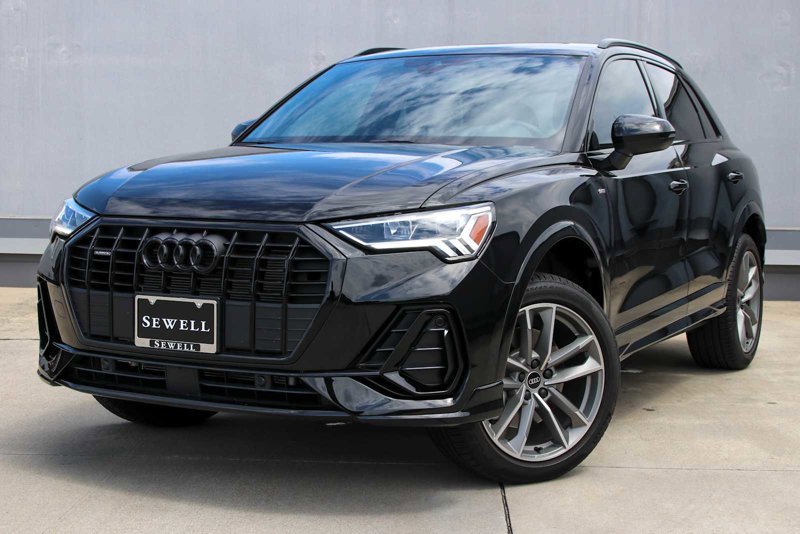 Certified 2025 Audi Q3 2.0T Premium w/ Convenience Package image 1