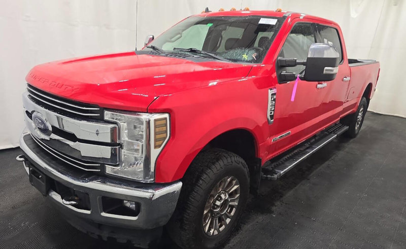 Used 2019 Ford F250 Lariat image 1