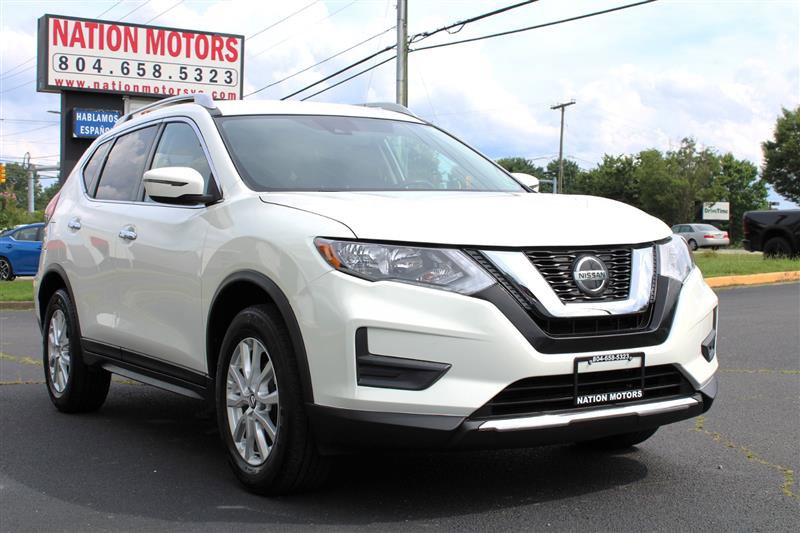 Used 2020 Nissan Rogue SV image 1