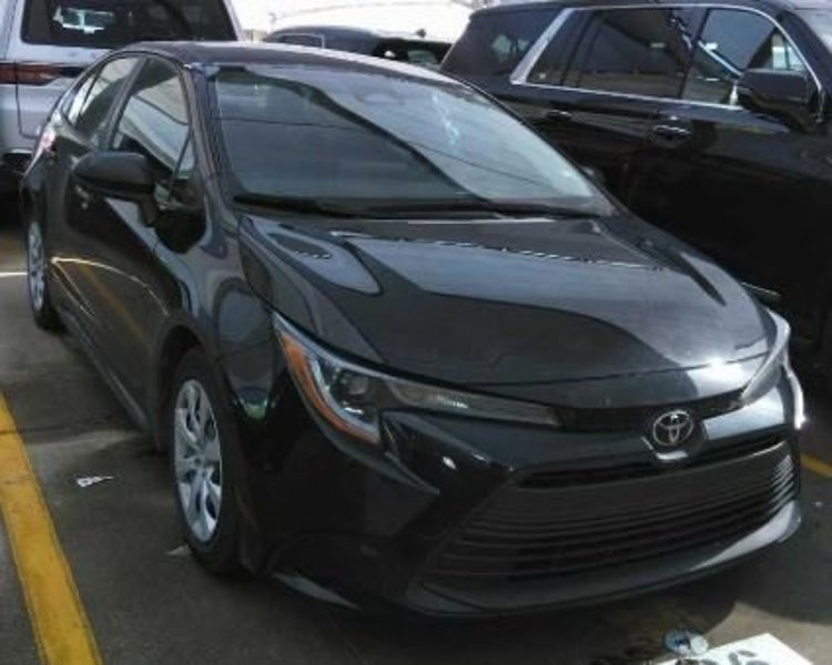 Used 2023 Toyota Corolla LE image 1