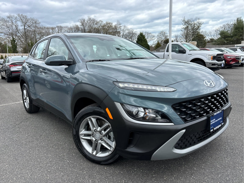 Certified 2023 Hyundai Kona SE image 1