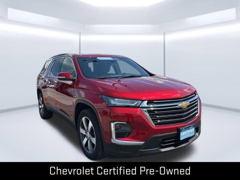 Certified 2022 Chevrolet Traverse LT w/ LT Premium Package image 1