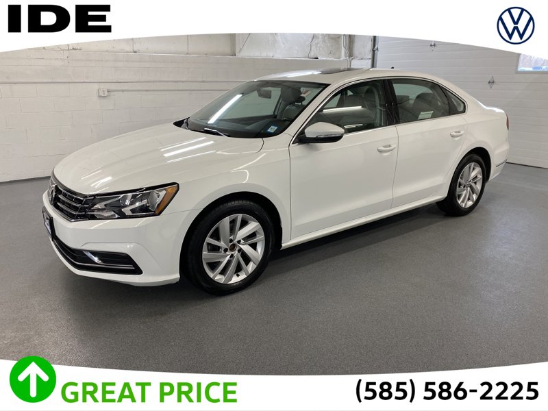 Used 2018 Volkswagen Passat 2.0T SE image 1