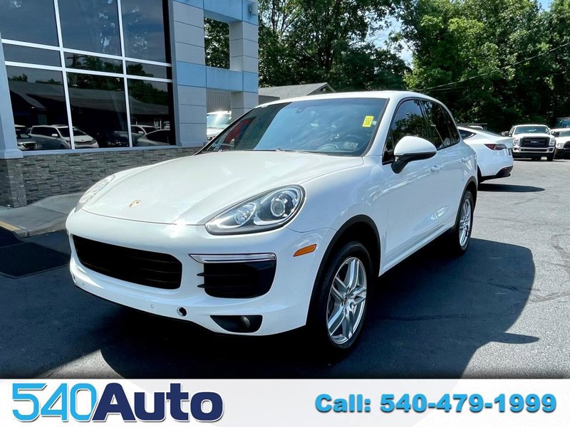 Used 2016 Porsche Cayenne image 1