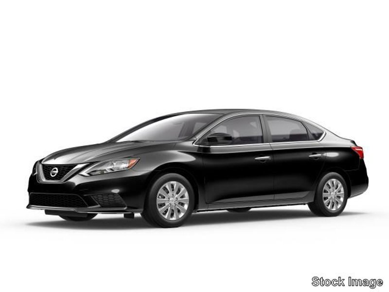 Used 2017 Nissan Sentra SV image 1