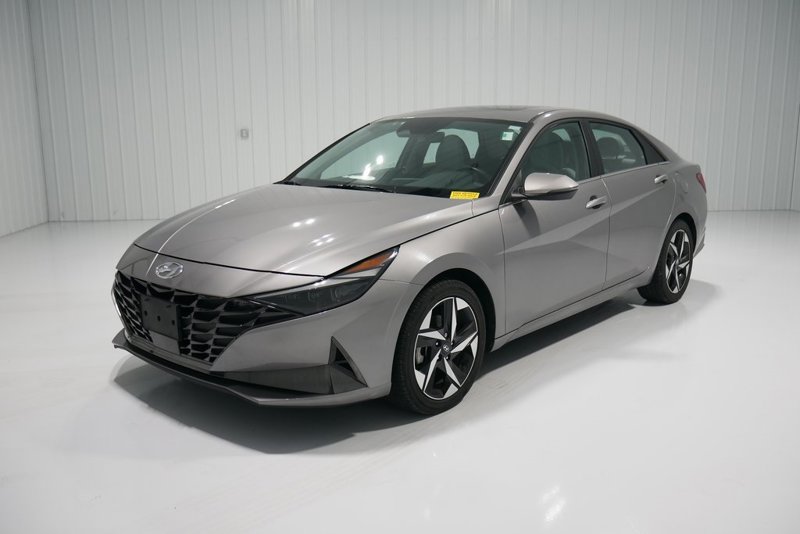 Certified 2023 Hyundai Elantra Limited image 1