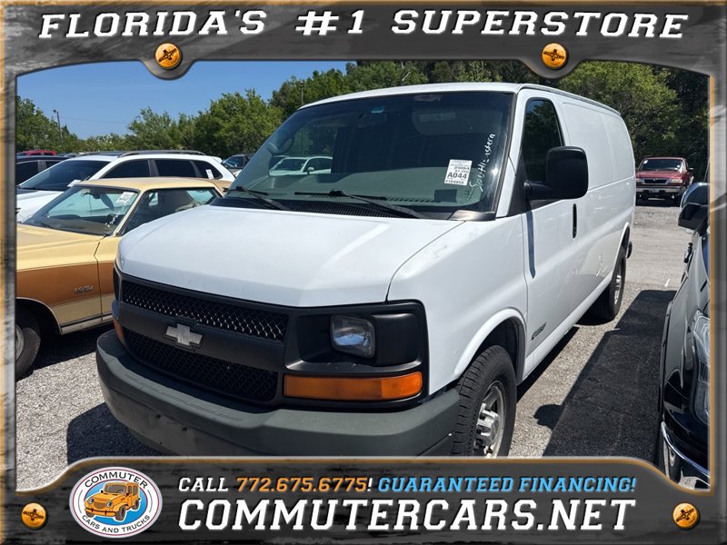 Used 2004 Chevrolet Express 3500 image 1