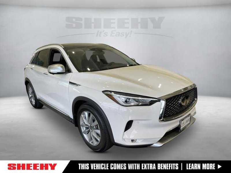 Certified 2021 INFINITI QX50 Essential w/ Convenience Package image 1