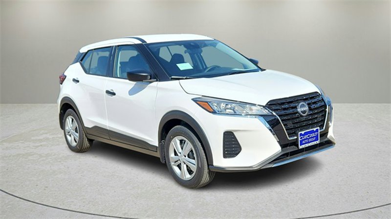 Certified 2024 Nissan Kicks S image 1