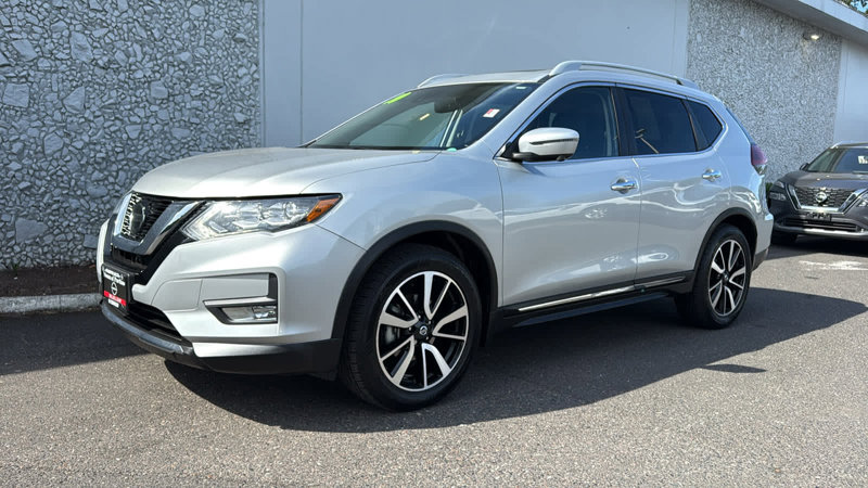 Certified 2020 Nissan Rogue SL image 1