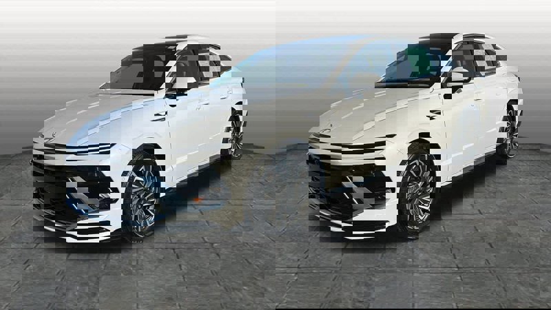 Certified 2025 Hyundai Sonata Limited image 1