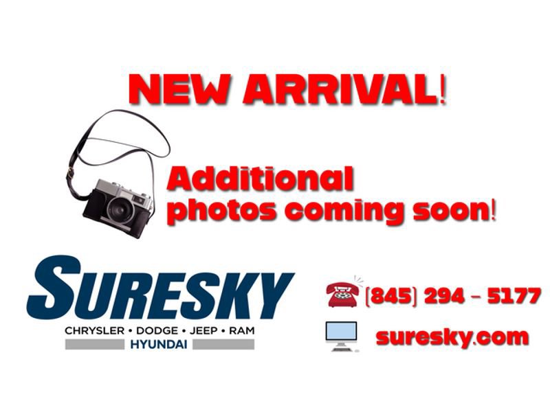 Certified 2023 Hyundai Elantra SEL w/ Convenience Package image 1