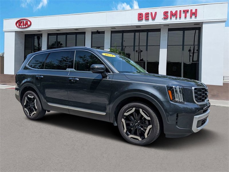 Certified 2024 Kia Telluride S w/ S Sunroof Package image 1