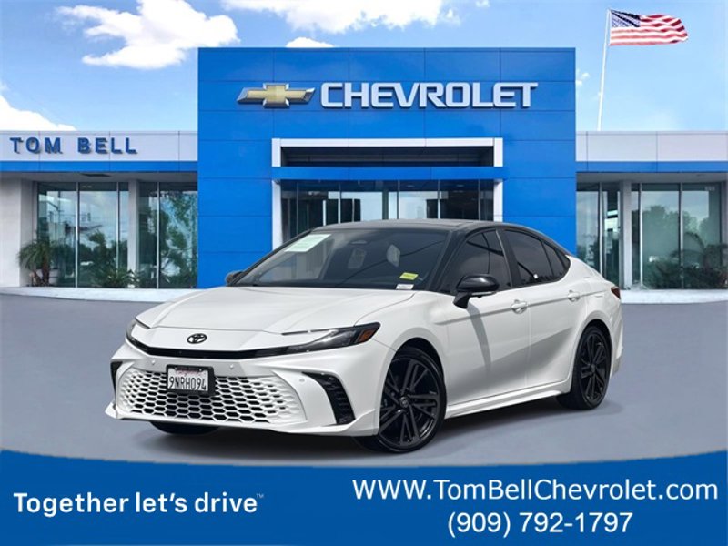 Used 2025 Toyota Camry XSE image 1