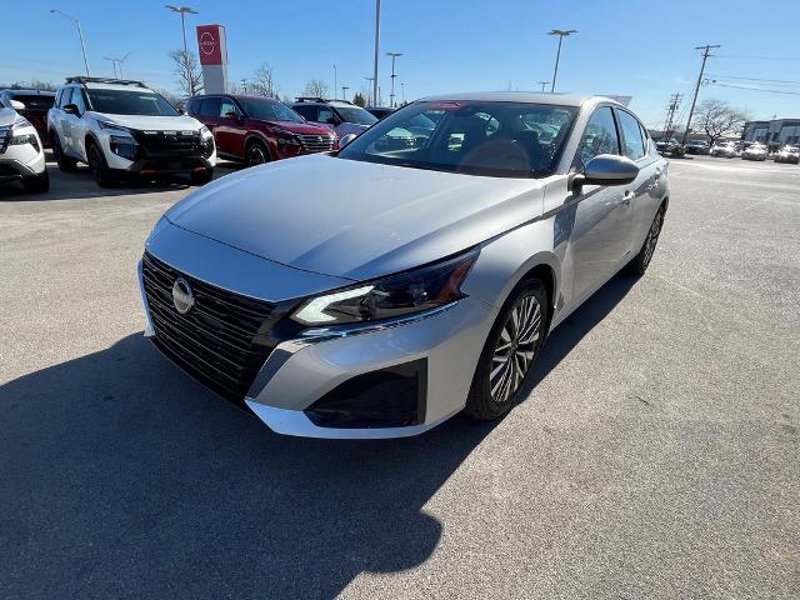 Certified 2024 Nissan Altima 2.5 SV w/ SV Premium Package image 1