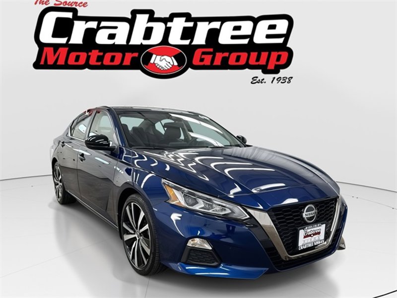 Certified 2022 Nissan Altima 2.5 SR image 1