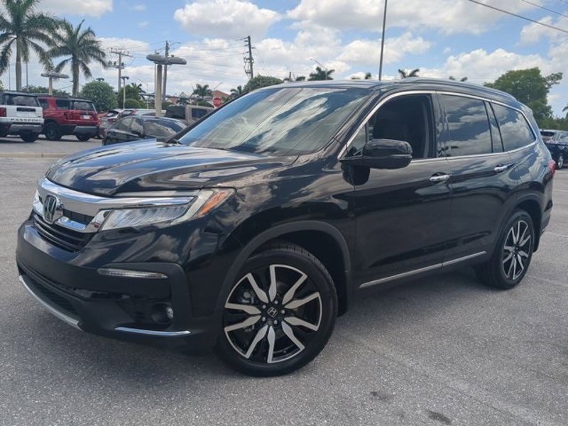 Certified 2022 Honda Pilot Touring image 1