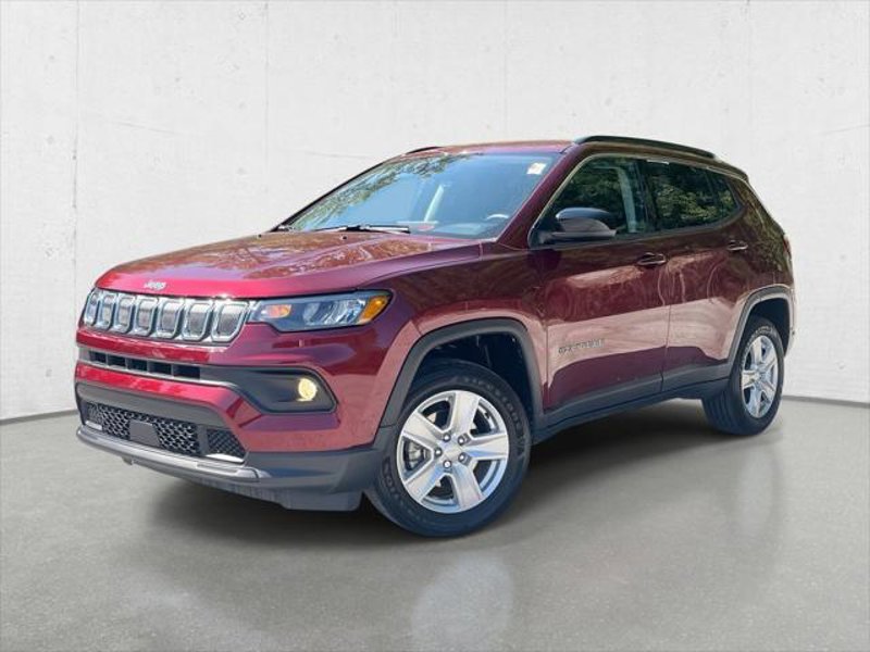 Certified 2022 Jeep Compass Latitude w/ Convenience Group image 1