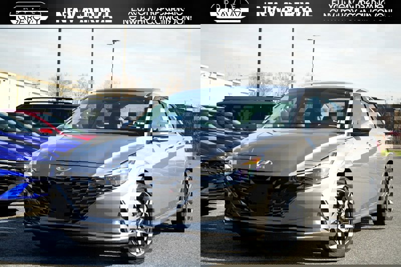 Certified 2023 Hyundai Elantra Limited image 1