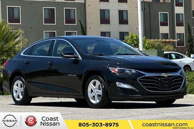 Used 2024 Chevrolet Malibu LT image 1