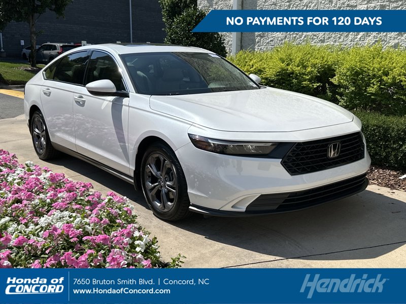 Certified 2023 Honda Accord EX image 1