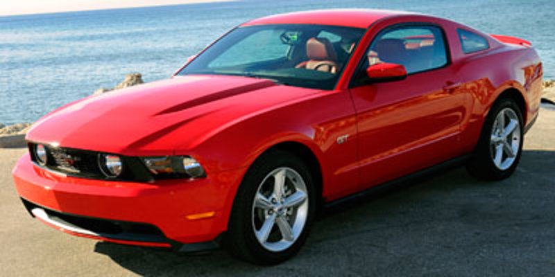Used 2010 Ford Mustang GT image 1