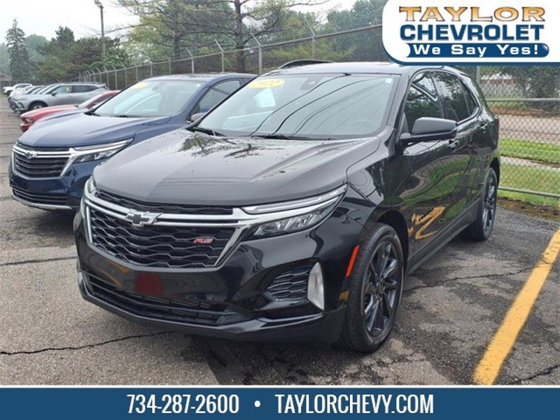Certified 2022 Chevrolet Equinox RS w/ Infotainment Package image 1
