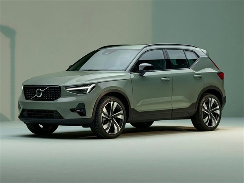 New 2024 Volvo XC40 B5 Plus w/ Climate Package image 1