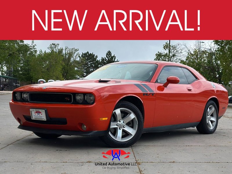 Used 2009 Dodge Challenger R/T image 1