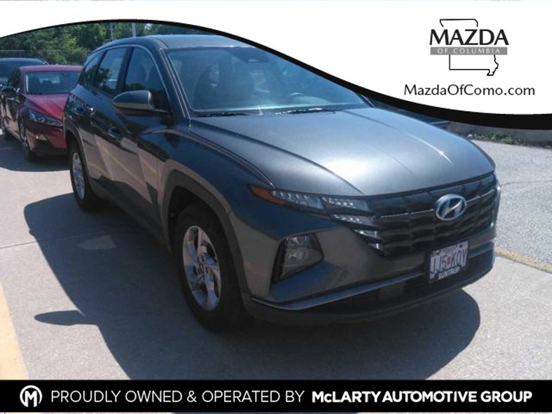Used 2023 Hyundai Tucson SE image 1