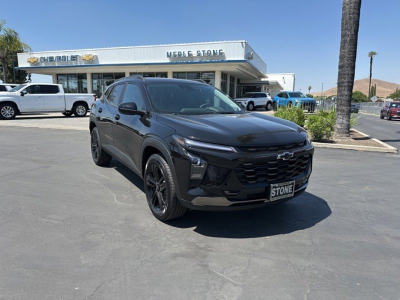 New 2025 Chevrolet Trax ACTIV w/ Driver Confidence Package image 1