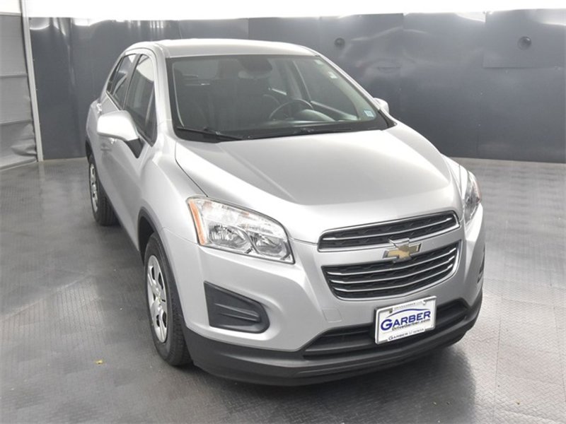 Used 2016 Chevrolet Trax LS image 1