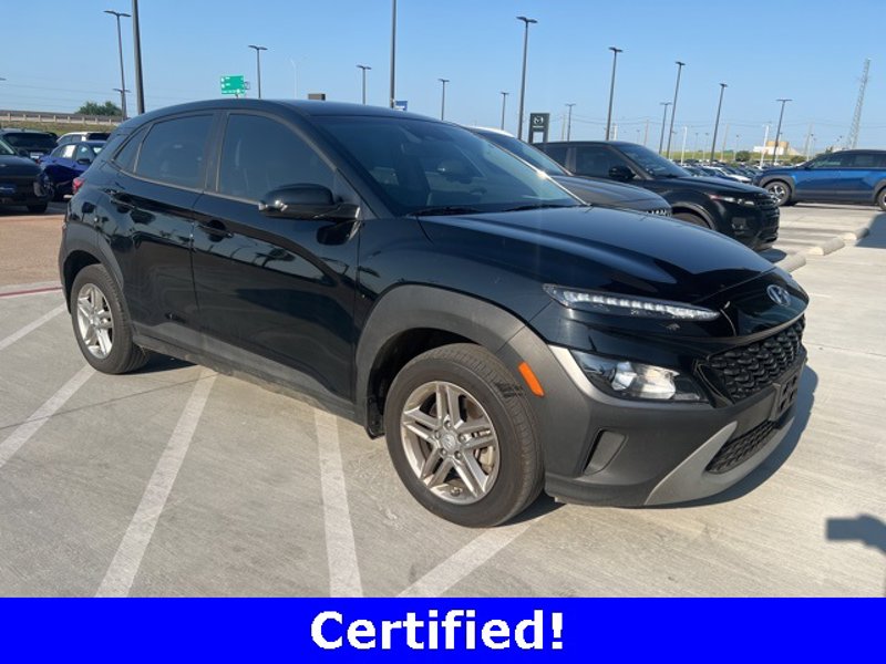 Certified 2023 Hyundai Kona SE w/ Cargo Package image 1